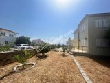 GİRNE / ALAGADİ BÖLGESİNDE GENİŞ BAHÇE İÇERİSİNDE KÖŞE ÜZERİNDE SATILIK MÜSTAKİL EV