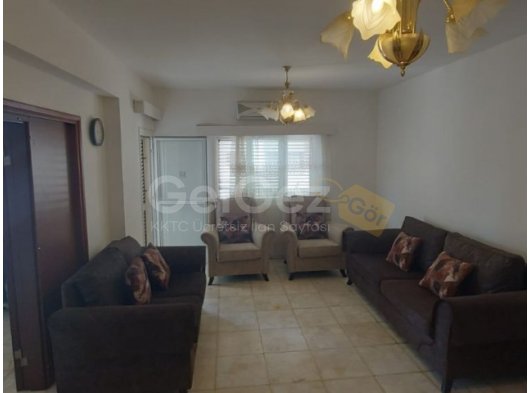 LEFKOŞA KÖŞKÜÇİFLİKTE SATILIK TİCARİ İZİNLİ TÜRK MALI 4+1 DAİRE