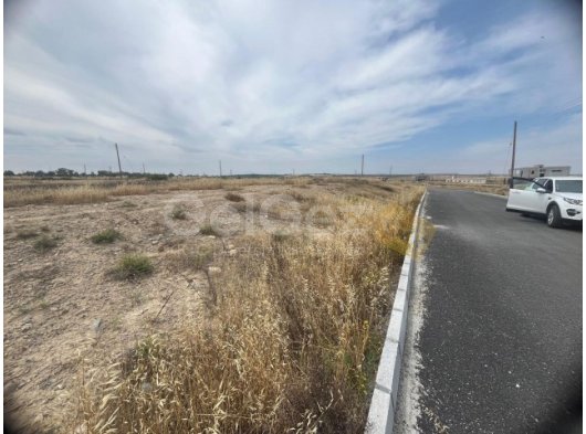 LEFKOŞA AYDEMET METEHAN BÖLGESİNDE SATILIK ŞEHİT ÇOCUĞU ARSA