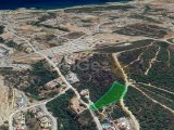 Girne Alsancak'da 2760 m² Proje Onaylı Arsa