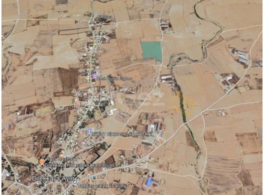 LEFKOŞA DİLEKKAYA'DA TARIMSAL TARLA