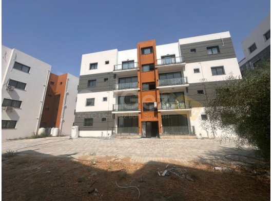 LEFKOŞA KÜÇÜKKAYMAKLIDA TAKSİDLİ SATILIK DAİRELER