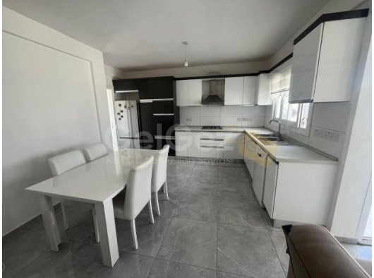 KÜÇÜK KAYMAKLI'DA 2+1 PENTHOUSE SATILIK DAİRE(0533 880 00 84)