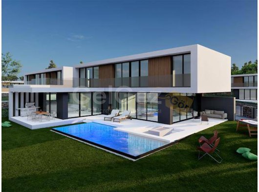 Girne Çatalköy Denize Sıfır Süper Lüks Villa