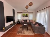 Alsancak’ta 3+1 eşyalı havuzlu villa 1300 Stg / 0548 823 96 10