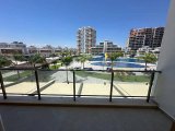 Kıbrıs İskele Long Beach'ta satılık havuzlu daire