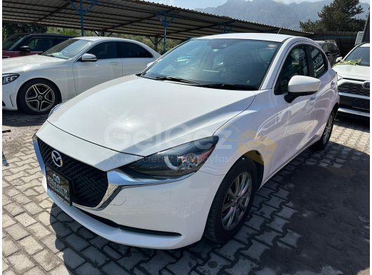 2022 Model Otomatik Mazda 2