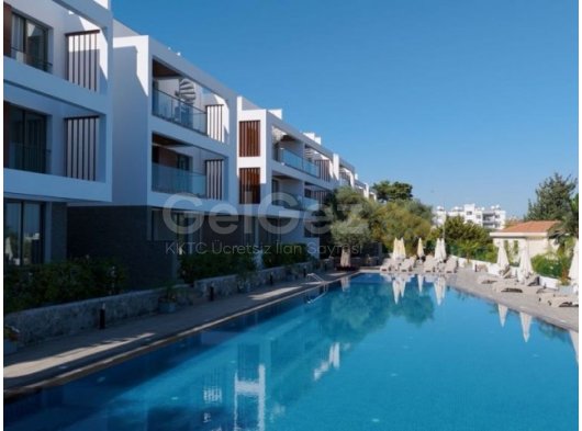 Alsancak’ta 2+1 havuzlu lüks daire 1000 stg / 0548 823 96 10