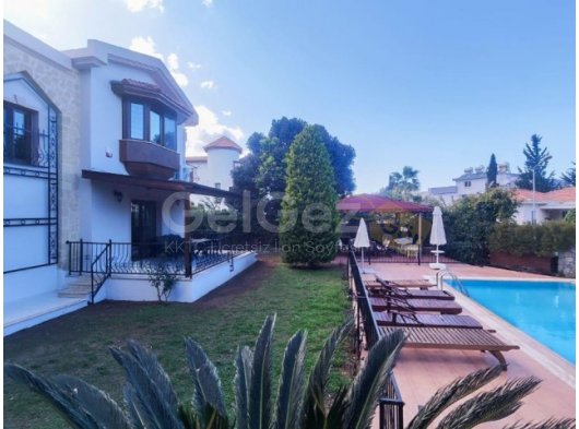 Bellapais'de 4+1 eşyalı havuzlu villa günlük 255 STG / 0548 823 96 10