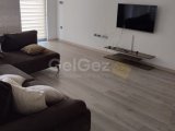 Yukarı Girne'de 120 m2 2+1 eşyalı havuzlu 900 STG / 0548 823 96 10