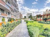 Yukarı Girne'de 120 m2 2+1 eşyalı havuzlu 900 STG / 0548 823 96 10