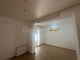 Çatalköy’de 6+2 eşyasız havuzlu tripleks villa 1800 stg