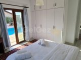 Alagadi'de 3+1 eşyalı havuzlu villa günlük 215 STG / 0548 823 96 10