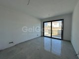 Satılık Daire - Girne Merkez, Girne, Kuzey Kıbrıs     Kaşgar bölgesinde 2+1 110 m2 Full eşyalı Tüm masrafları ödenmiş Eşdeğer koçan Deniz manzaralı   Dairemizin