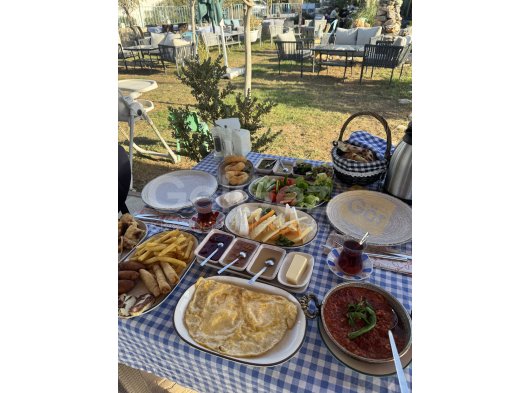 Alsancağın kalbi  Yeşiltepede Soora Garden Restaurant