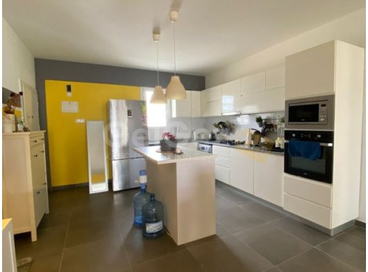 KUZEY KIBRIS İSKELE LONGBEACH BÖLGESİ SATILIK FULL EŞYALI 2+1 DAİRE