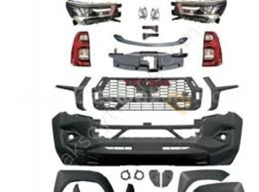 Toyota Hilux GR Body Kit Set 2015-2018 (2020 2023 Görünüm Çevirmek İçin) (Far Stop Dahil)