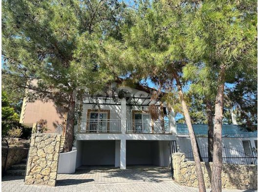 Kıbrıs Girne Bellapais Kiralık 4+1 Özel Havuzlu Villa