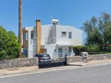 Kıbrıs Girne Çatalköy - Satılık 3+1 Dağ ve Deniz Manzaralı Villa