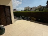 Ortaköy Bölgesinde Geniş 3+2 Zemin Kat Kiralık Daire