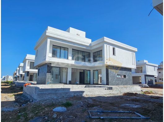 Satılık dubleks Villa