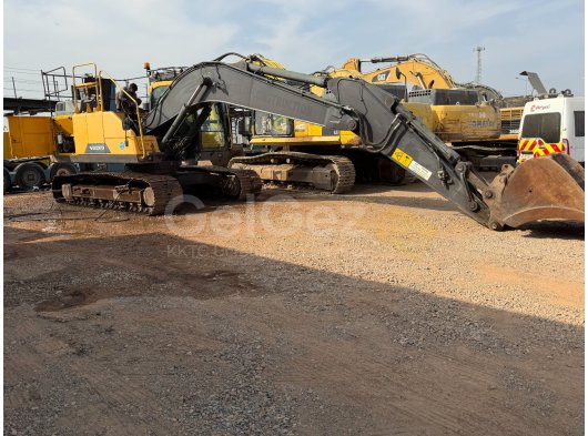 VOLVO EC220L EXCAVATOR