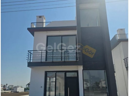 YATIRIM FIRSATI!!!İSKELE BOĞAZ SATILIK EŞYASIZ 3+1 SIFIR DUBLEX VILLA FAİZSİZ TAKSİT İMKANI !!!!!!!!!