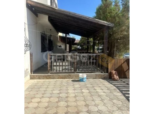 Gönyeli Bölgesinde 2+1 Eşyasız Dubleks Bahçeli Ev