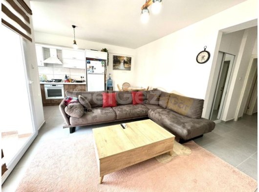 TÜRK KOÇANLI!!!GAZİMAĞUSA GÜLSEREN SATILIK EŞYALI 2+1 DAİRE