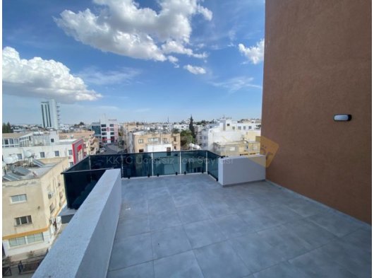 KUCUK KAYMAKLIDA 2+1 PENTHOUSE