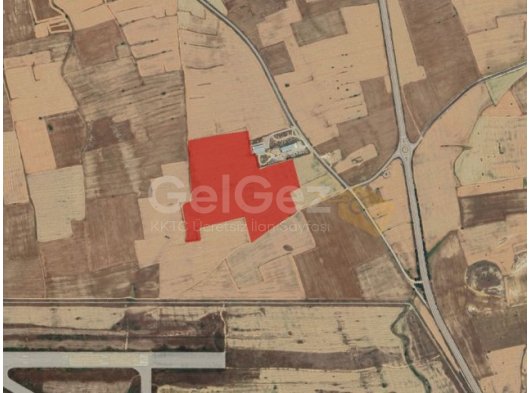 YATIRIM FIRSATI!!!GAZİMAĞUSA GEÇİTKALE FASIL 96 SATILIK TARLA