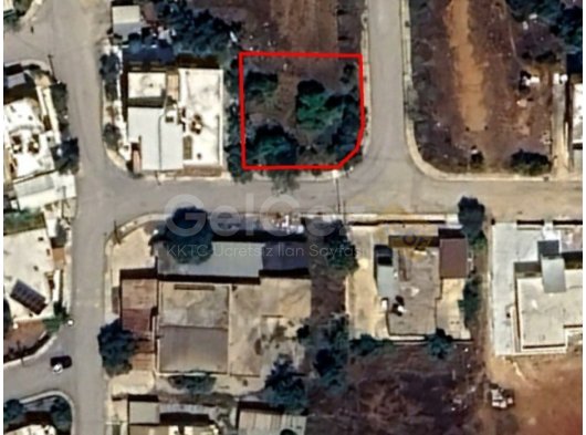 GAZİMAĞUSA LARNAKA YOLU KİRALIK ARSA