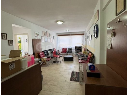 AYLIK ÖDEMELİ!!!GAZİMAĞUSA DUMLUPINAR ANA CADDE ÜZERİNDE KİRALIK EŞYALI /EŞYASIZ İŞYERİ £700