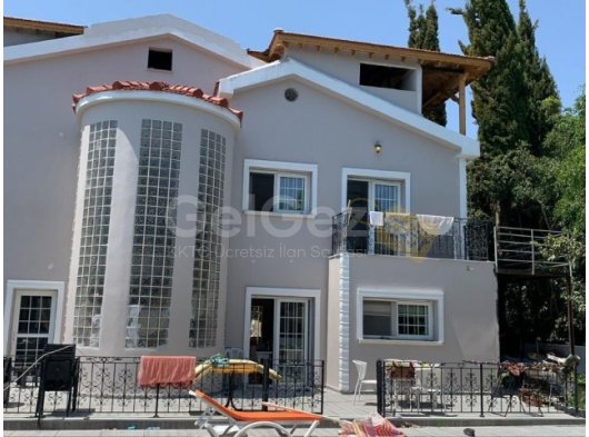 İSKELE MERKEZ KİRALIK EŞYALI 5+1 DUBLEX VILLA