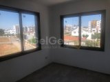 GAZİMAĞUSA ÇANAKKALE SATILIK EŞYASIZ 2+1 DAİRE