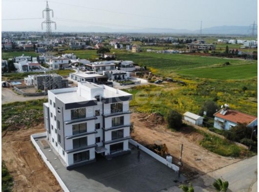 TESLİME HAZIR !!!GAZİMAĞUSA YENİBOĞAZİÇİ SATILIK 1+1/2+1 DAİRELER VE 2+1 SIFIR PENTHOUSE