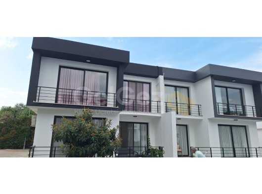 Girne LAPTA DA 3+1 satılık ikiz villa