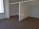 GİRNE MERKEZDE TİCARİ İZİNLİ KİRALIK PENTHOUSE OFİS