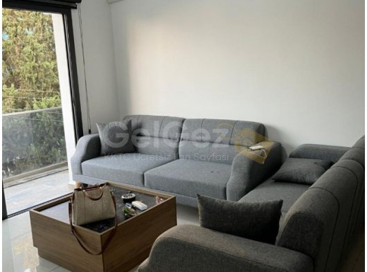 GAZİMAĞUSA DUMLUPINAR SATILIK EŞYALI 2+1 DAİRE