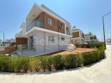 Royal Sun Elite’ta Şık ve Eşyalı 2+1 Villa – Özel Bahçeli, Plaja 800 M!