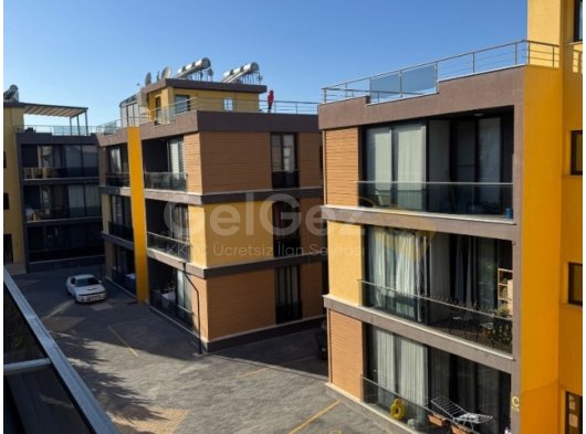 Alsancak, Girne’de Deniz ve Dağ Manzaralı Lüks 2+1 Penthouse