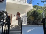 Bellapais'te Şirin 3+1 Villa