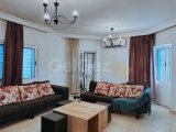 Kiralık 3+1 Daire – Girne • Tamamen Yenilenmiş • Havuzlu Site