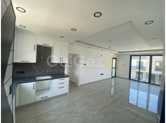 200.000£ | Eşdeğer Koçanlı Konutlar - Alsancak’ta Fırsat 2+1 3+1