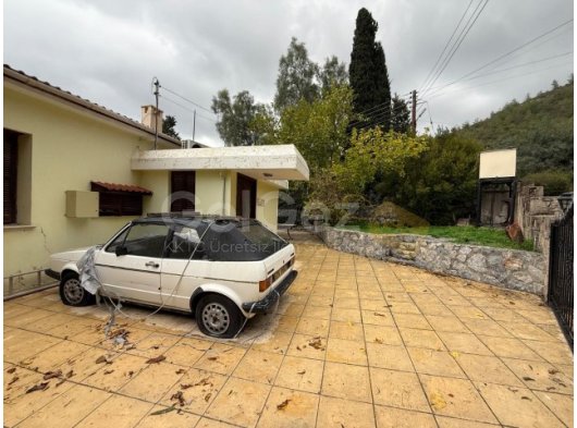 Satılık – Bellapais’te 1 Dönüm Arazi Üzerinde 3 Yatak Odalı Villa | £500,000