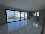 Satılık: Yeni Tamamlanmış Şık 4 Yatak Odalı Villa, Çatalköy, Girne, Kuzey Kıbrıs
