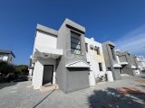 Mülk Açıklaması: Lapta, Kuzey Kıbrıs'ta 3 + 1 Modern ve Şık Eşyasız Villa