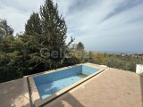 Ozanköy, Girne’de Yüksek Standartlarda Tamamen Yenilenmiş Muhteşem 4+1 Villa