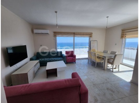 Girne – Merkez (Kaşgar / Kort Bölgesi) ???? Denize 1 dakika mesafede • Satılık 3+1 Penthouse