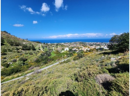 Girne – Karşıyaka (Dağ Tarafı) ???? Komşusuz, Yüksek Konumda Satılık Arsa